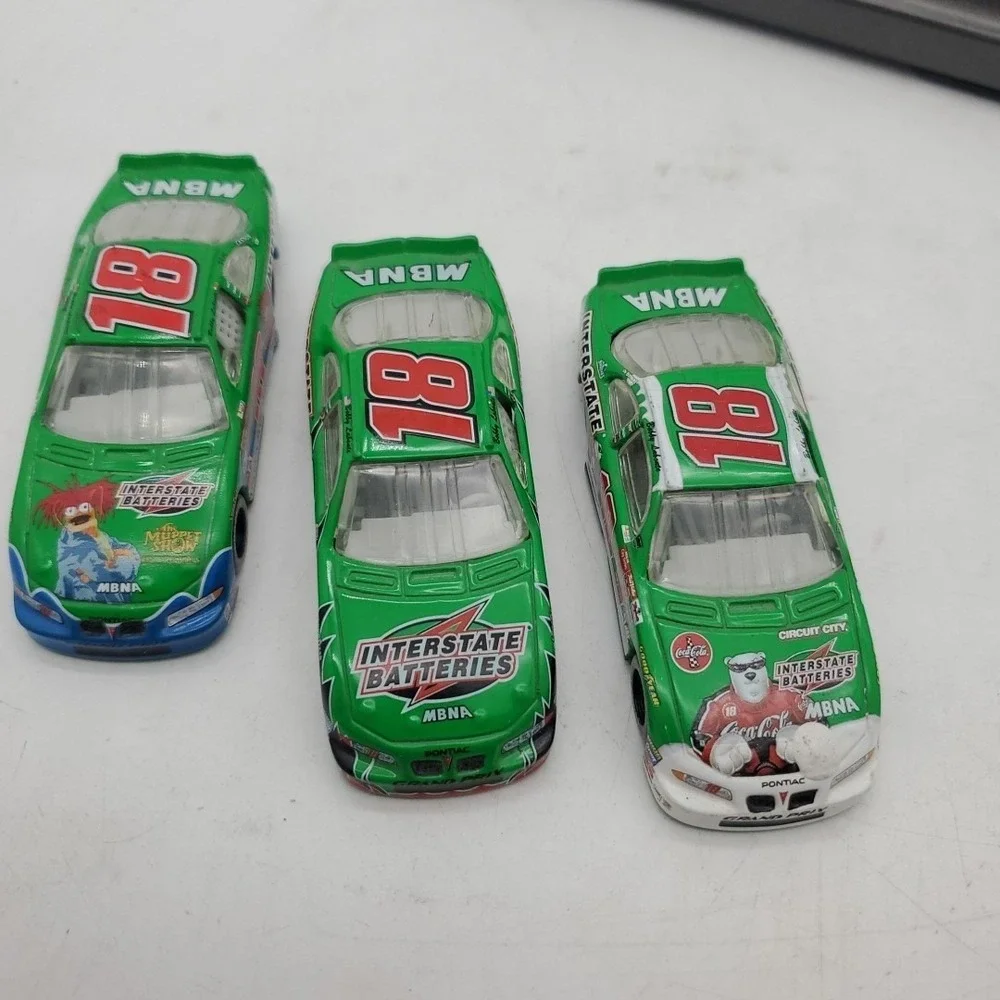 NASCAR Bobby‎ Labonte #18 Set Of 3 Action Cars Photograph Display Interstate